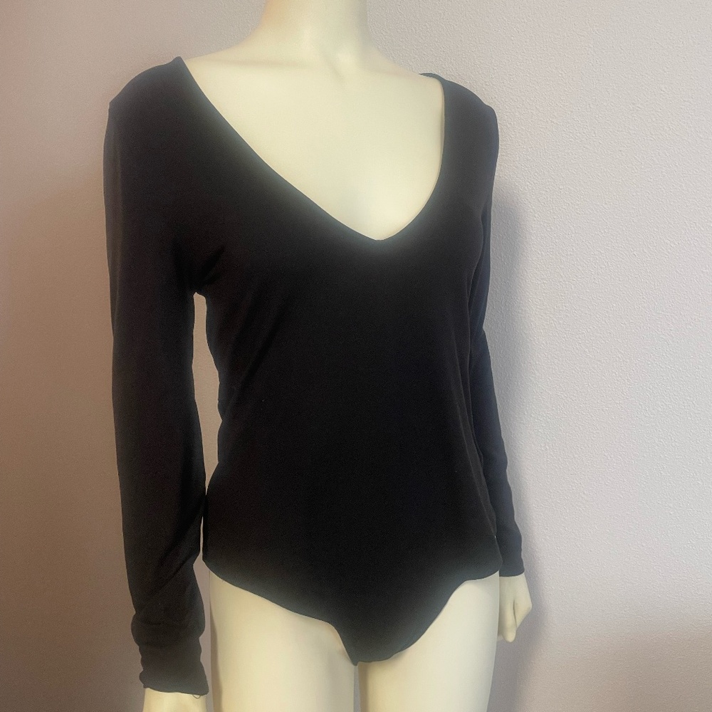 BB Dakota  By Steve Madden Black Long sleeve body suit size Medium
